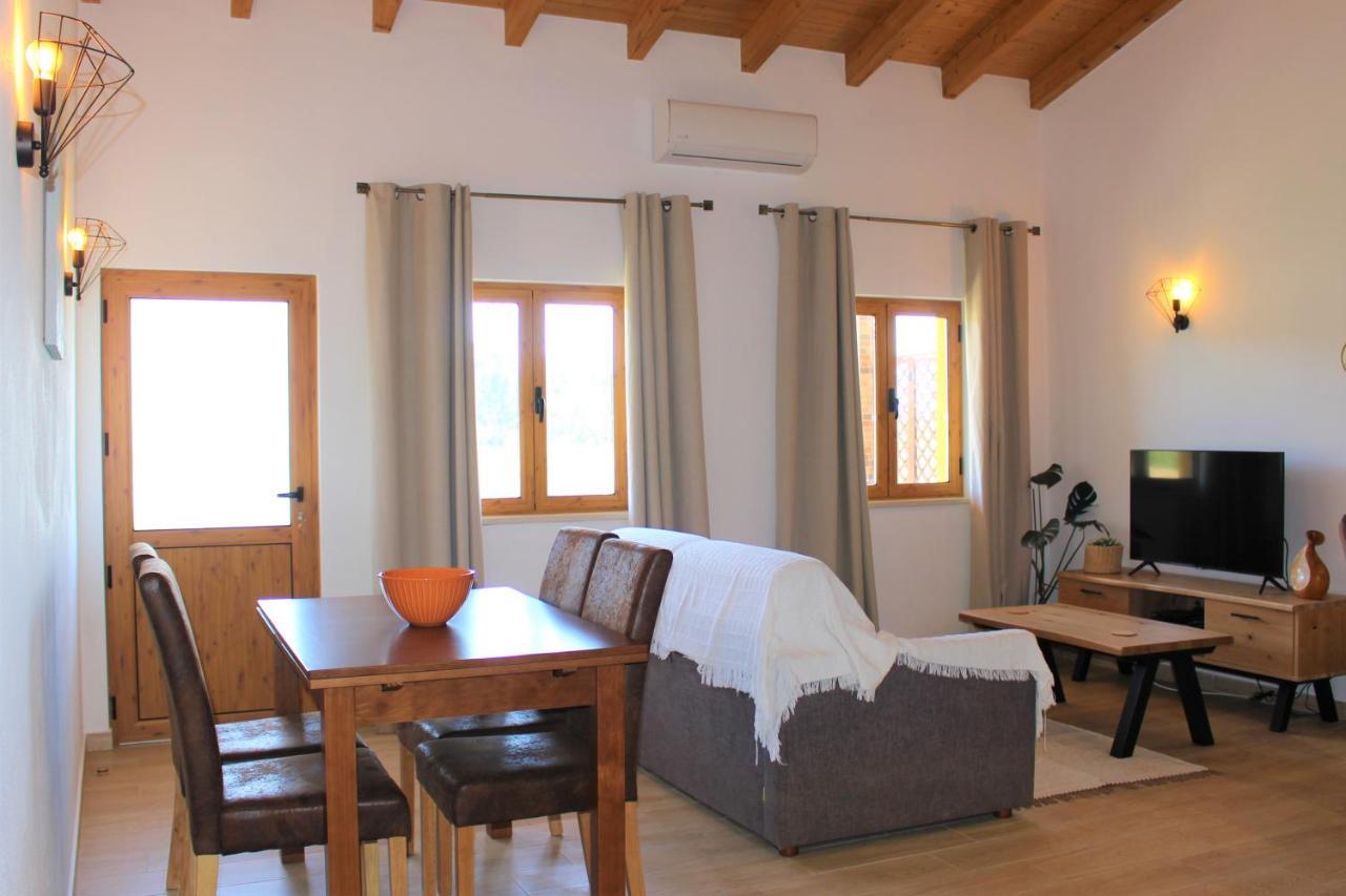 Quinta Das Alfambras Aljezur Exteriör bild