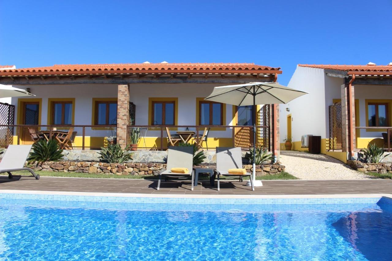 Quinta Das Alfambras Aljezur Exteriör bild