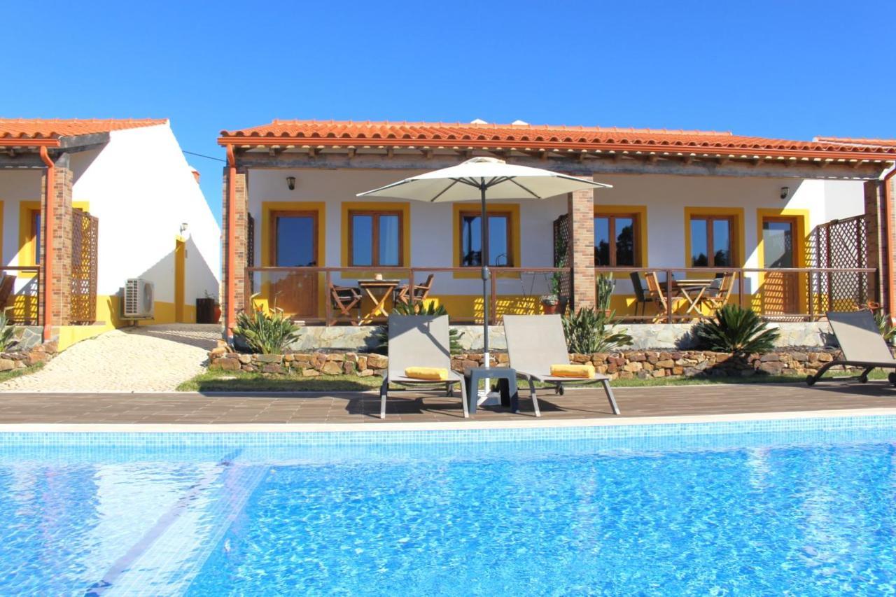 Quinta Das Alfambras Aljezur Exteriör bild